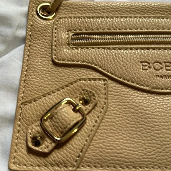 BCBG Paris small faux leather wristlet - Picture 2 of 4